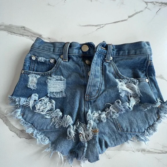 Superdown high waisted shorts 23 - Picture 4 of 7